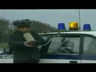 masks-show of traffic police on the highway